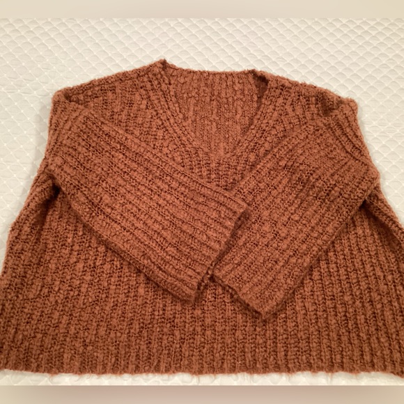 Chunky Knit Cropped Sweater M - Picture 8 of 12